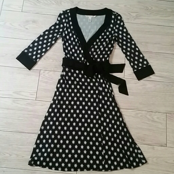 Diane Von Furstenberg Dresses & Skirts - Diane von Furstenberg Taurus Wrap Dress 2